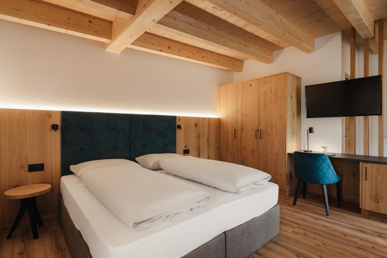 Double Room,1320566986:JPEG